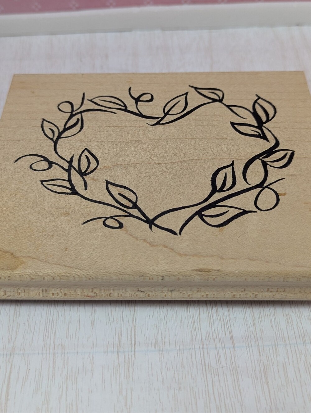 Denami Design Rubber Stamps XL HEART WREATH VINE LEAVES LOVE 1998 Vtg